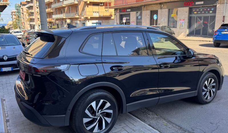 
								Volkswagen Tiguan 2.0 TDI 150 CV SCR DSG Life full									
