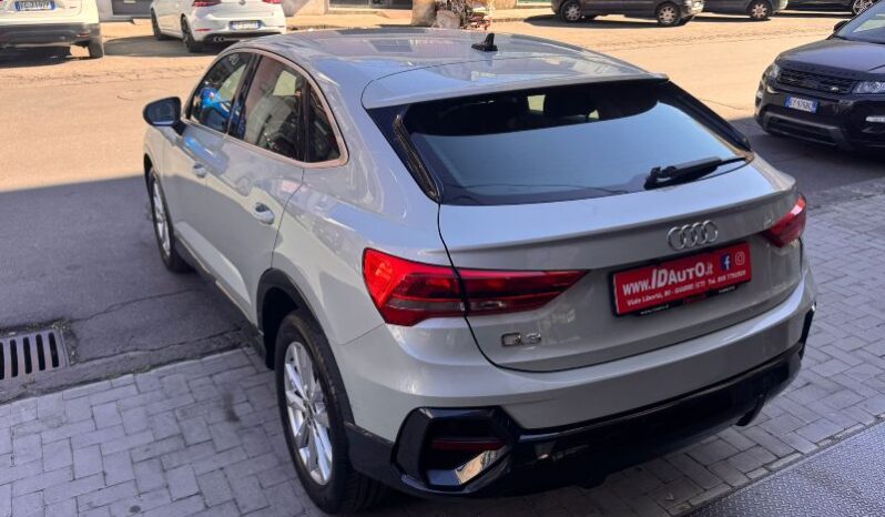 
								Audi Q3 SPB 35 2.0 TDI 150 CV S tronic full									