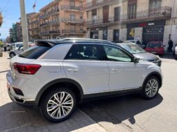 
										Volkswagen T-Roc 1.5 TSI 150 CV ACT Advanced BlueMotion Technology full									