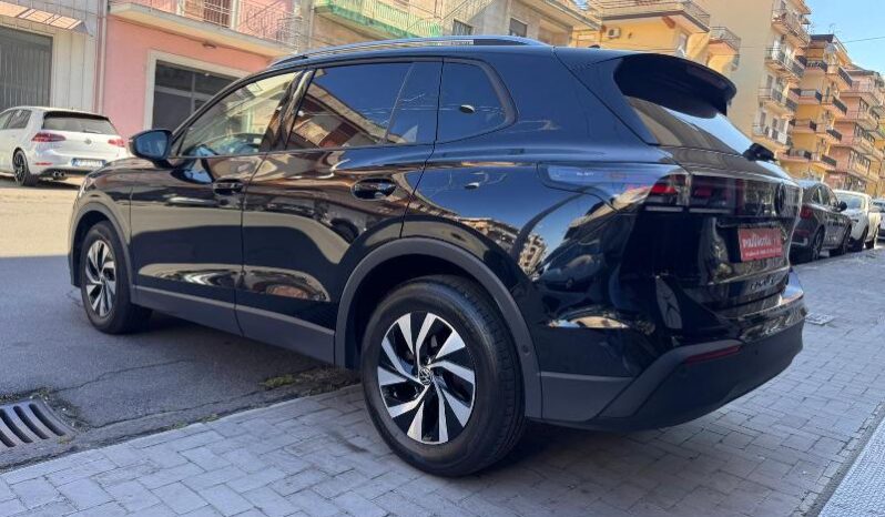 
								Volkswagen Tiguan 2.0 TDI 150 CV SCR DSG Life full									
