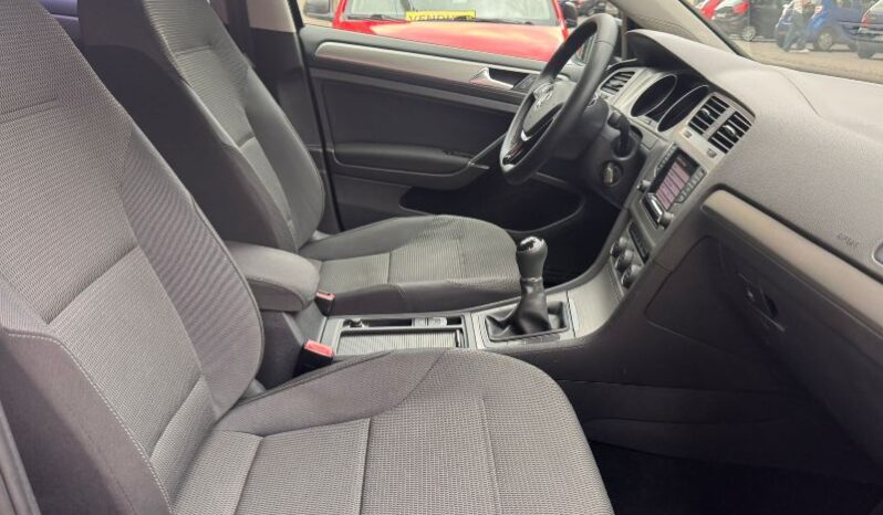 
								Volkswagen Golf 1.6 TDI 110 CV 5p. Executive BlueMotion Technology full									