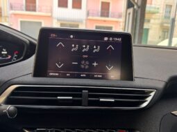 
										Peugeot 3008 1.6 BlueHDi 120 CV S&S EAT6 GT Line full									