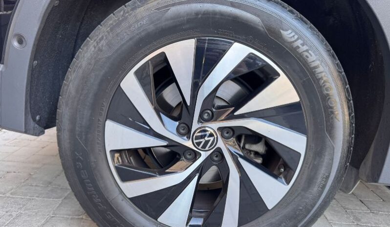 
								Volkswagen Tiguan 2.0 TDI 150 CV SCR DSG Life full									