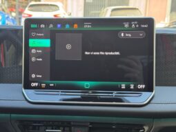 
										Volkswagen Tiguan 2.0 TDI 150 CV SCR DSG Life full									