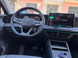 
										Volkswagen Tiguan 2.0 TDI 150 CV SCR DSG Life full									