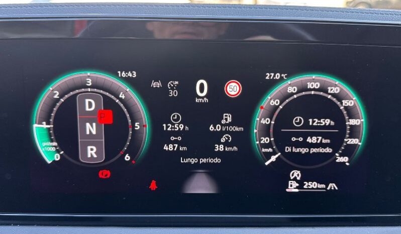 
								Volkswagen Tiguan 2.0 TDI 150 CV SCR DSG Life full									