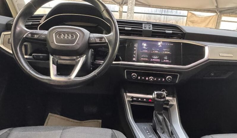 
								Audi Q3 SPB 35 2.0 TDI 150 CV S tronic full									