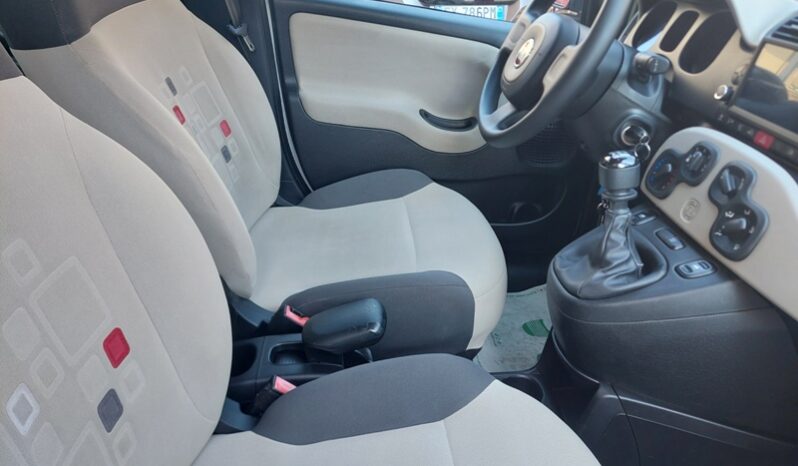 
								Fiat Panda 0.9 TwinAir 85 CV Turbo Natural Power Pop full									