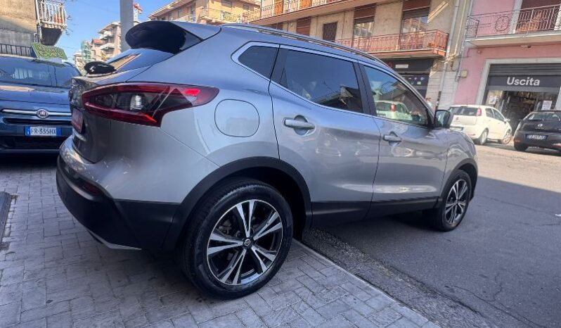
								Nissan Qashqai 1.5 dCi 115 CV N-Connecta full									