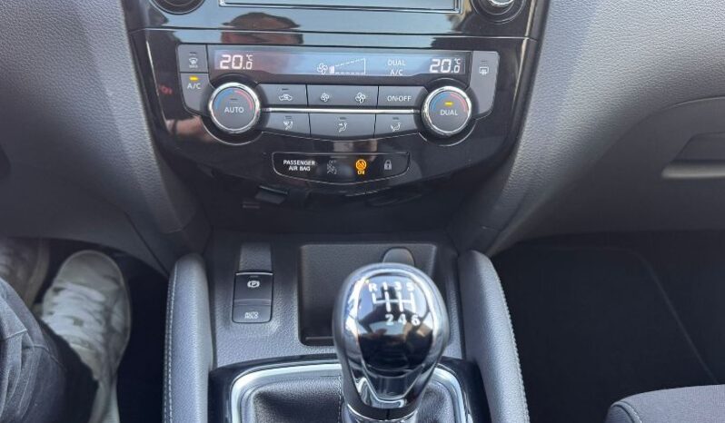 
								Nissan Qashqai 1.5 dCi 115 CV N-Connecta full									