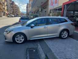 
										Toyota Corolla Touring Sports 1.8 Full Hybrid Business Tech full									