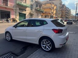 
										Seat Ibiza 1.0 TGI 90 CV 5 porte FR full									