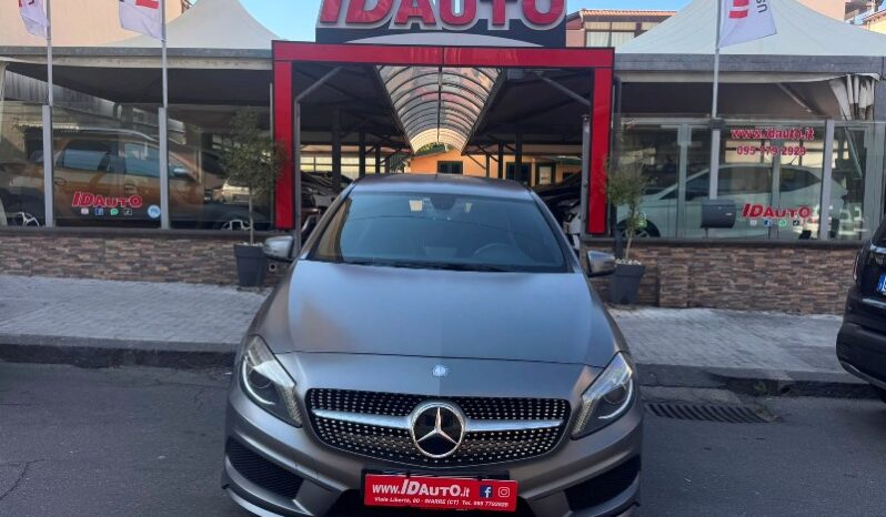 
								Mercedes-benz A 200 CDI 2.2 diesel 136 CV Dark Night Edition full									
