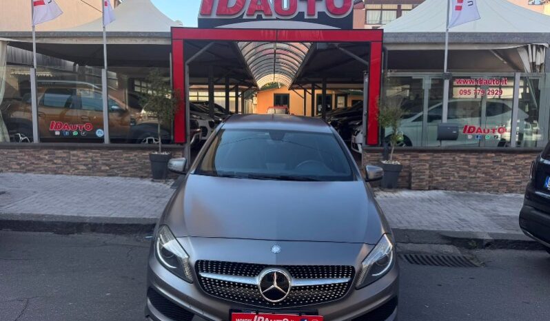 
								Mercedes-benz A 200 CDI 2.2 diesel 136 CV Dark Night Edition full									