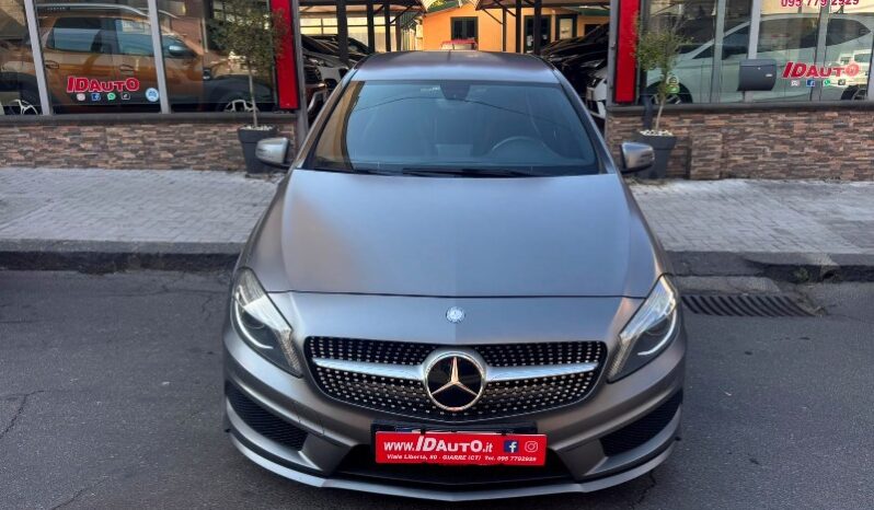 
								Mercedes-benz A 200 CDI 2.2 diesel 136 CV Dark Night Edition full									