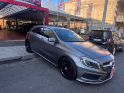 
										Mercedes-benz A 200 CDI 2.2 diesel 136 CV Dark Night Edition full									