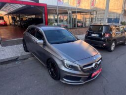 
										Mercedes-benz A 200 CDI 2.2 diesel 136 CV Dark Night Edition full									