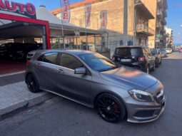 
										Mercedes-benz A 200 CDI 2.2 diesel 136 CV Dark Night Edition full									