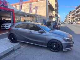 
										Mercedes-benz A 200 CDI 2.2 diesel 136 CV Dark Night Edition full									