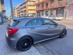 
										Mercedes-benz A 200 CDI 2.2 diesel 136 CV Dark Night Edition full									
