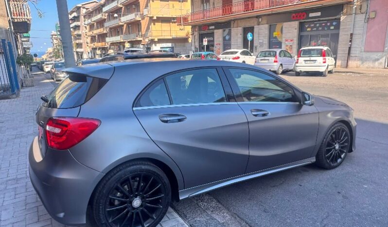 
								Mercedes-benz A 200 CDI 2.2 diesel 136 CV Dark Night Edition full									