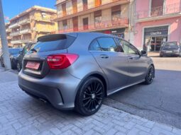 
										Mercedes-benz A 200 CDI 2.2 diesel 136 CV Dark Night Edition full									