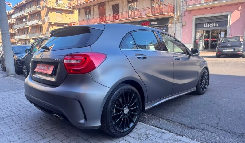 
								Mercedes-benz A 200 CDI 2.2 diesel 136 CV Dark Night Edition full									