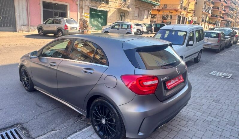 
								Mercedes-benz A 200 CDI 2.2 diesel 136 CV Dark Night Edition full									