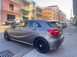 
										Mercedes-benz A 200 CDI 2.2 diesel 136 CV Dark Night Edition full									