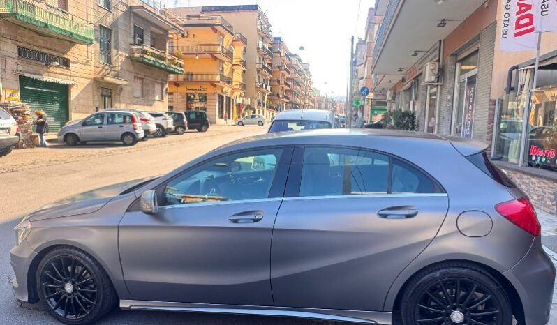 
								Mercedes-benz A 200 CDI 2.2 diesel 136 CV Dark Night Edition full									