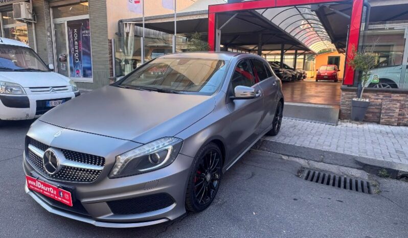 
								Mercedes-benz A 200 CDI 2.2 diesel 136 CV Dark Night Edition full									