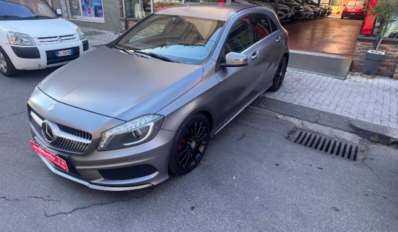 
								Mercedes-benz A 200 CDI 2.2 diesel 136 CV Dark Night Edition full									