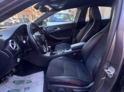 
										Mercedes-benz A 200 CDI 2.2 diesel 136 CV Dark Night Edition full									