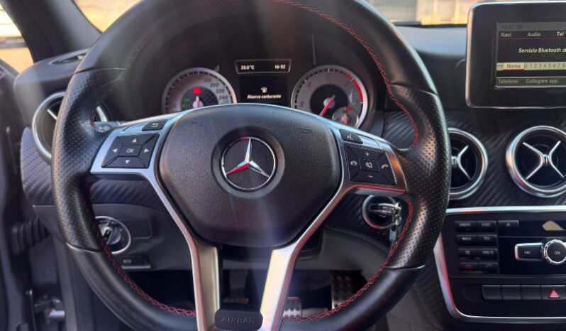 
								Mercedes-benz A 200 CDI 2.2 diesel 136 CV Dark Night Edition full									
