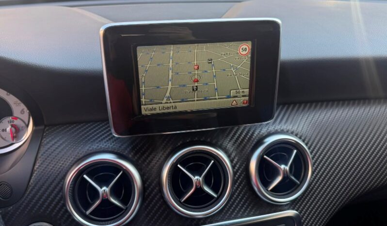 
								Mercedes-benz A 200 CDI 2.2 diesel 136 CV Dark Night Edition full									