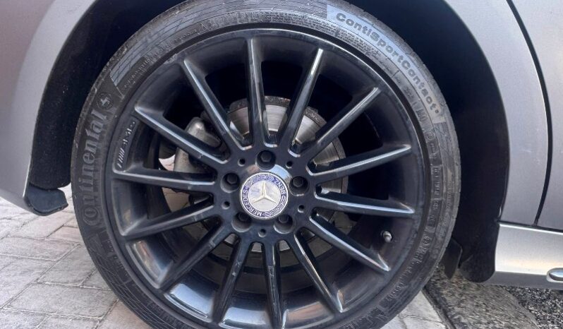 
								Mercedes-benz A 200 CDI 2.2 diesel 136 CV Dark Night Edition full									