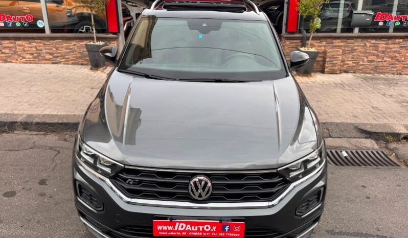 
								Volkswagen T-Roc 2.0 TDI SCR 150 CV DSG R-LINE full									