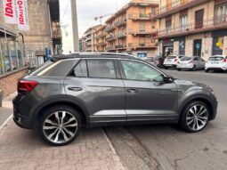 
										Volkswagen T-Roc 2.0 TDI SCR 150 CV DSG R-LINE full									