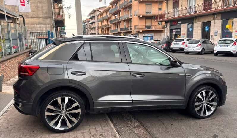 
								Volkswagen T-Roc 2.0 TDI SCR 150 CV DSG R-LINE full									