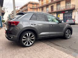 
										Volkswagen T-Roc 2.0 TDI SCR 150 CV DSG R-LINE full									