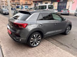 
										Volkswagen T-Roc 2.0 TDI SCR 150 CV DSG R-LINE full									
