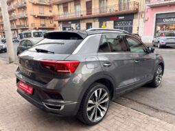 
										Volkswagen T-Roc 2.0 TDI SCR 150 CV DSG R-LINE full									