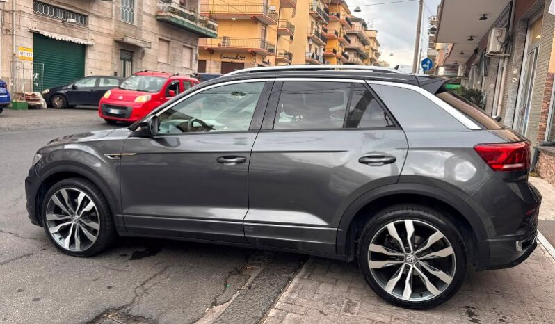 
								Volkswagen T-Roc 2.0 TDI SCR 150 CV DSG R-LINE full									