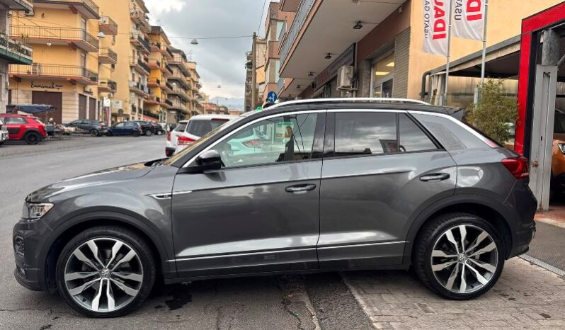 
								Volkswagen T-Roc 2.0 TDI SCR 150 CV DSG R-LINE full									