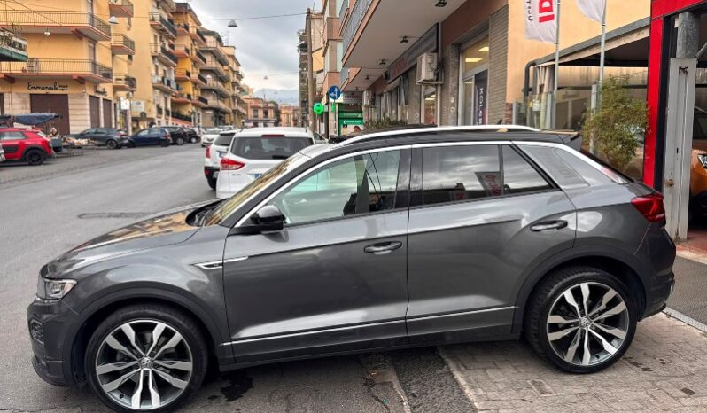 
								Volkswagen T-Roc 2.0 TDI SCR 150 CV DSG R-LINE full									