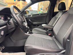 
										Volkswagen T-Roc 2.0 TDI SCR 150 CV DSG R-LINE full									