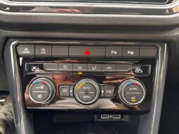 
										Volkswagen T-Roc 2.0 TDI SCR 150 CV DSG R-LINE full									