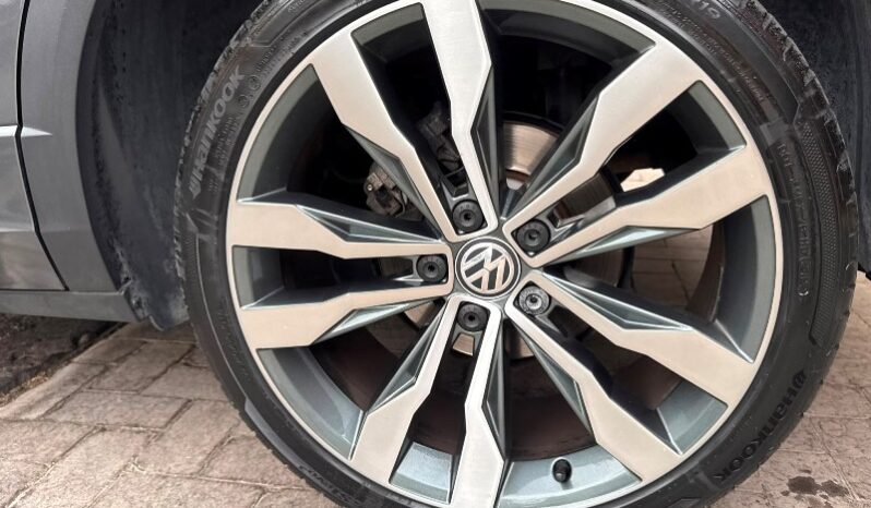 
								Volkswagen T-Roc 2.0 TDI SCR 150 CV DSG R-LINE full									