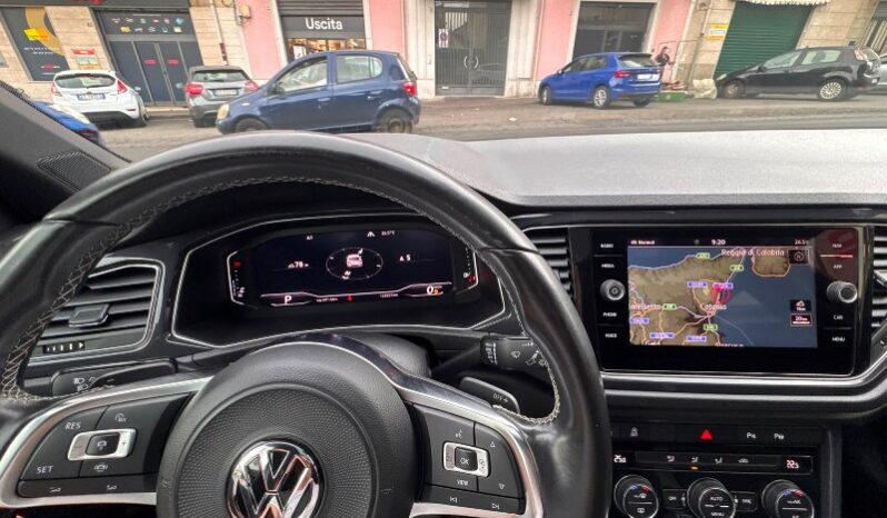 
								Volkswagen T-Roc 2.0 TDI SCR 150 CV DSG R-LINE full									