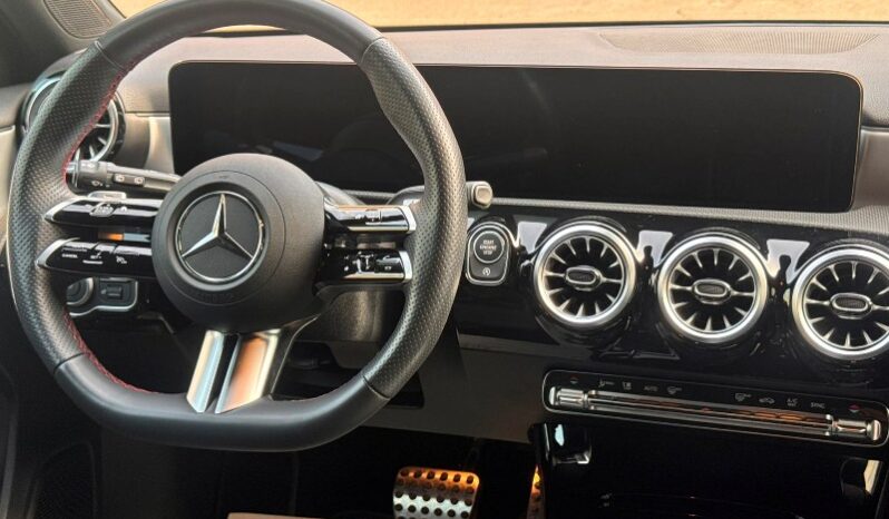 
								Mercedes-benz A 180 d 2.0 diesel 116 CV Automatic AMG Line Premium full									